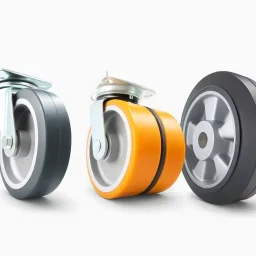Različna industrijska kolesa za splošne namene v več barvah, visoko kakovostna izvedba na belem ozadju.